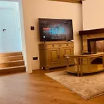Villa Clasica En Santiago \